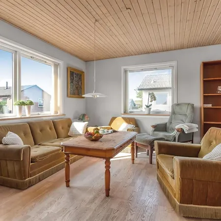 בית נופש Blaguna - 900m From The Sea By Interhome *